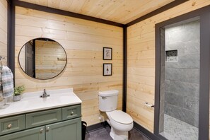 Bathroom - Walk to Kentucky Lake! Pet-Friendly Murray Duplex (Murray)