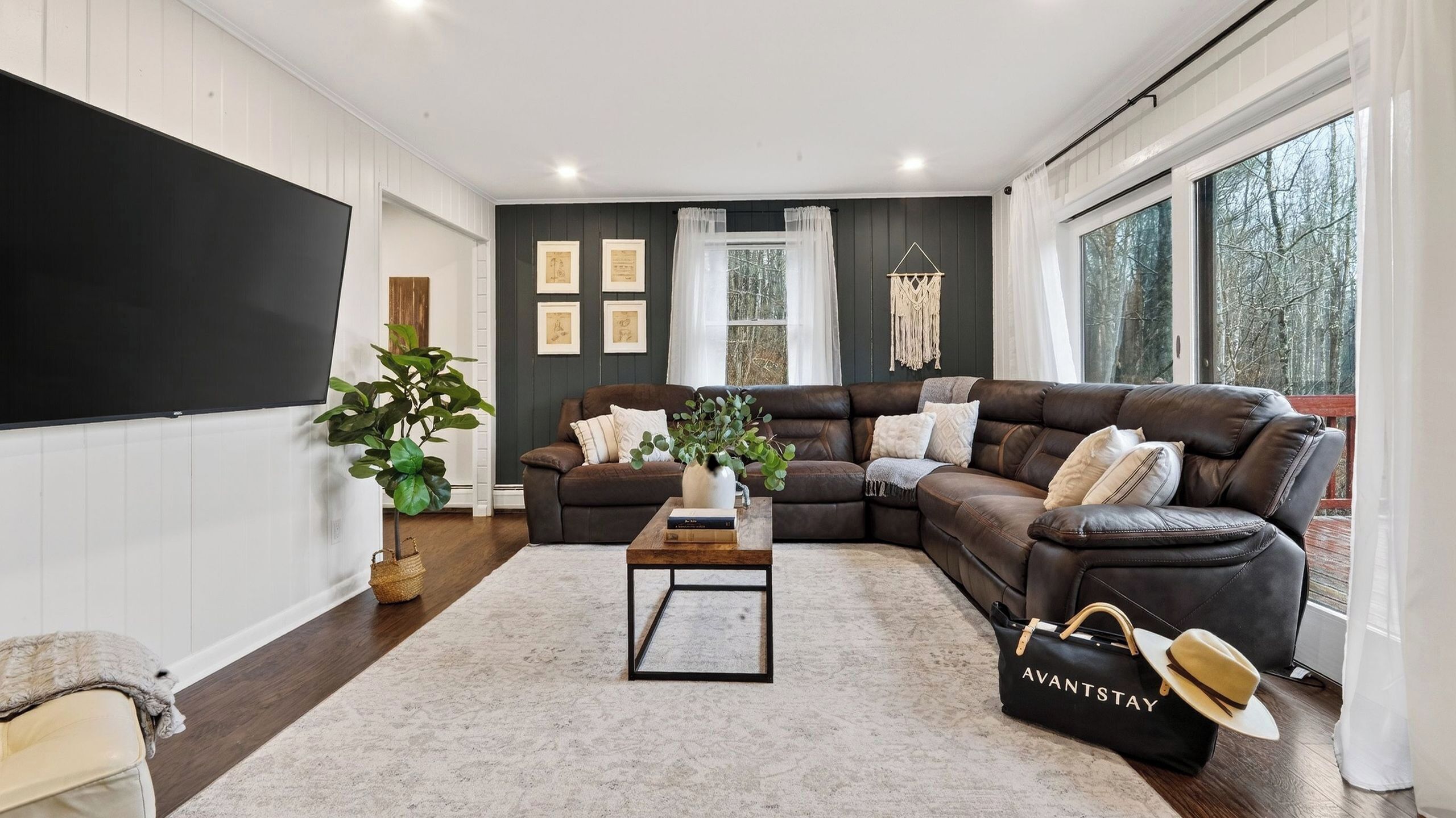House (3 Bedrooms) | Front of property