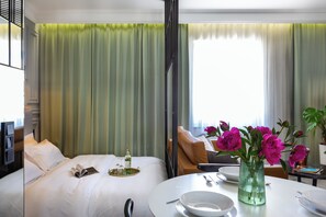 Suíte estúdio design | Roupas de cama premium, individualmente decorados