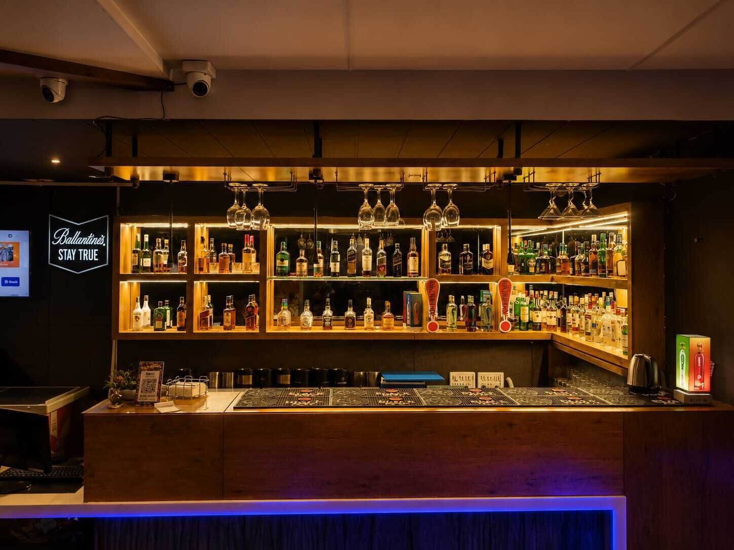 Bar (en el alojamiento)