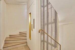 Interior - Apartement Saint Germain des Prés (Paris)