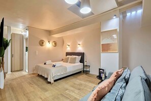 1 habitación, tabla de planchar con plancha, wifi y ropa de cama 