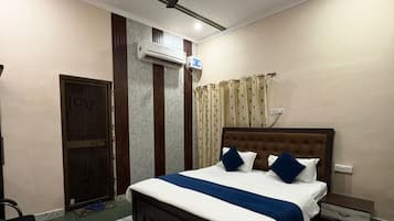 Deluxe Double Room, City View | Free WiFi