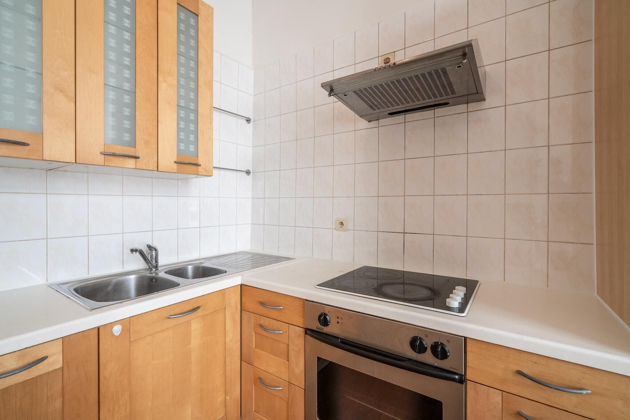 Refrigerador, horno, placa de cocina, cafetera/tetera