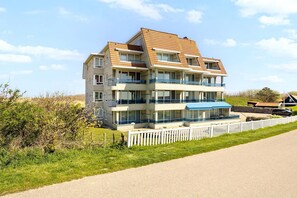 Exterior - Beautiful modern furnished apartment (Callantsoog)