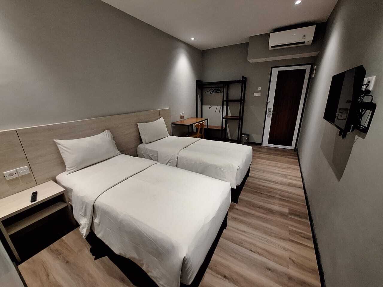 Deluxe Twin Room | Desk, laptop workspace, free WiFi
