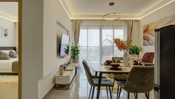 Appartement, 1 chambre | Salle à manger