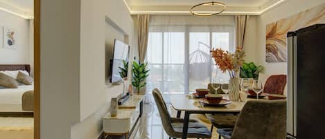 Appartement, 1 chambre | Salle Ă manger