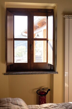 Interior - Hillside village just minutes from the sea, ideal for escaping the daily hustle and bustle (San Floro)