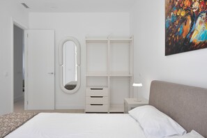 Fer et planche à repasser, Wi-Fi, draps fournis