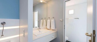 Peine Salzgitter Hotel by Belvilla-Twin Room