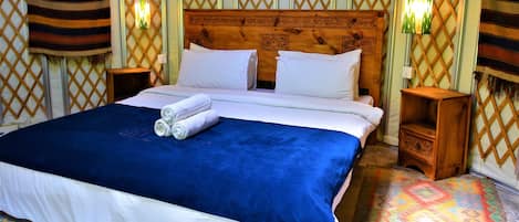 Deluxe Double Room, Mountain View | Iron/ironing board, free WiFi