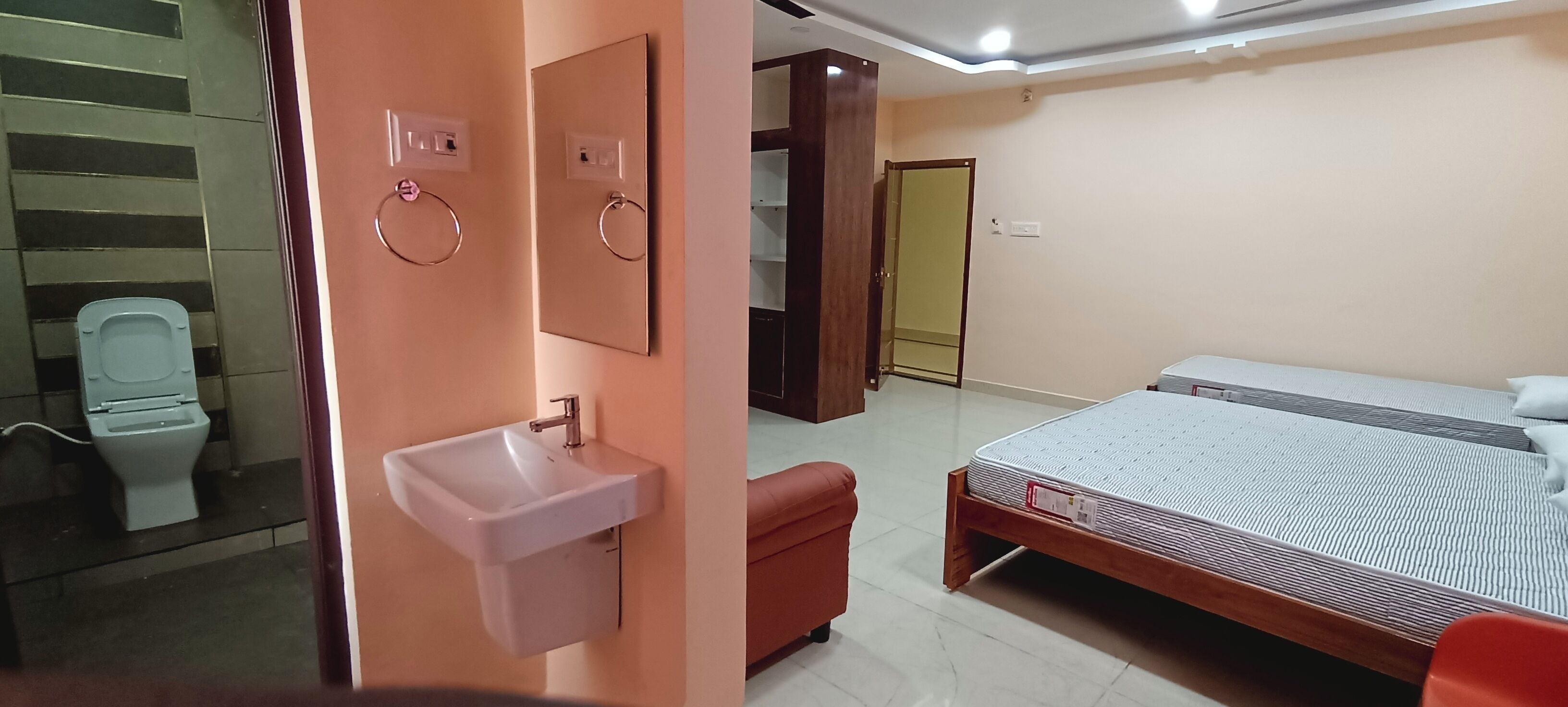 Standard Suite | Free WiFi