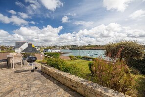 Outdoor dining - Beautiful panoramic view of the sea – Portsall (Ploudalmezeau / Portsall)