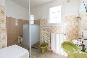 Shower - Beautiful panoramic view of the sea – Portsall (Ploudalmezeau / Portsall)