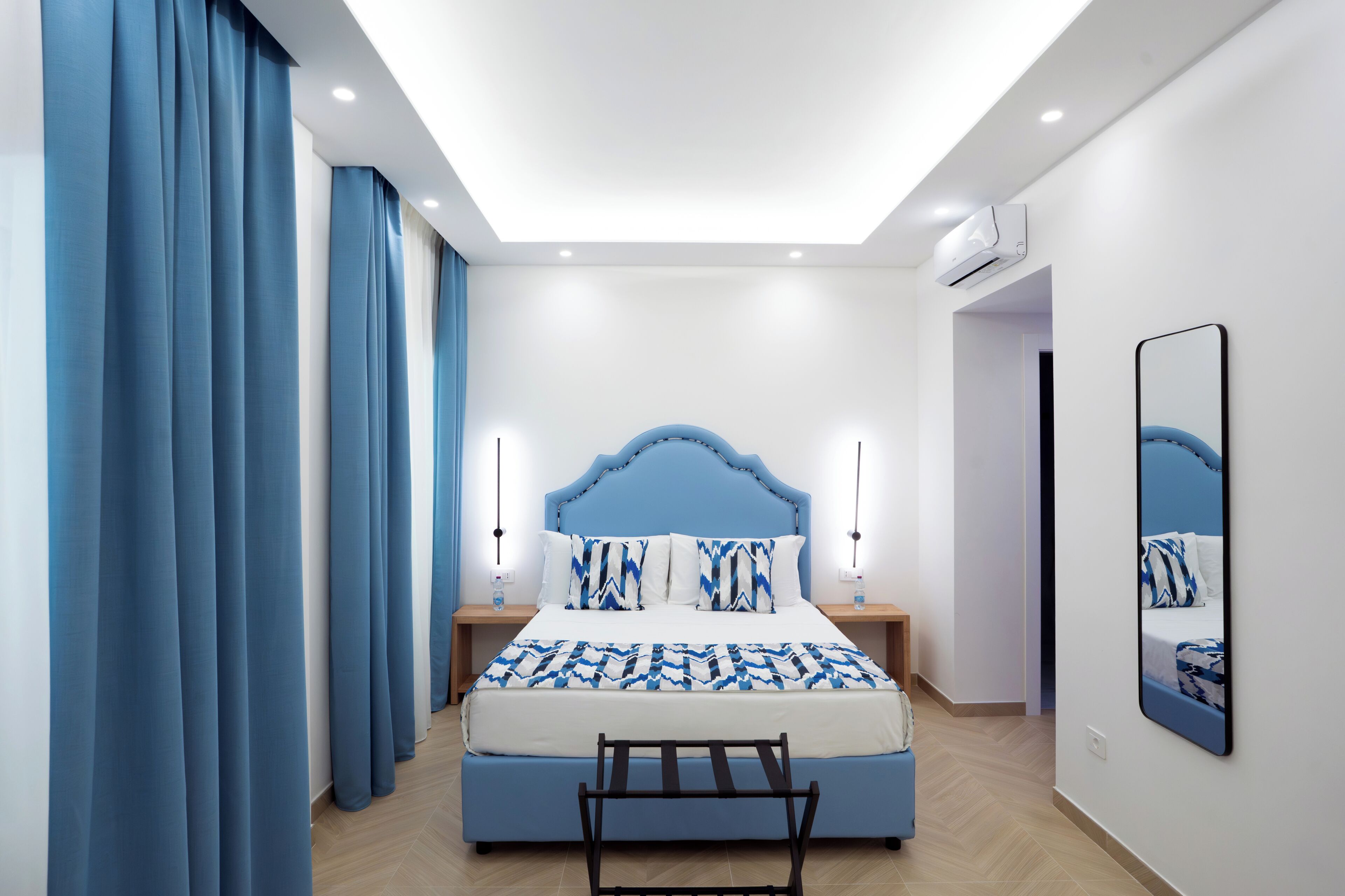 Deluxe Triple Room, 1 Queen Bed, Balcony, City View | Egyptian cotton sheets, premium bedding, down duvets, minibar