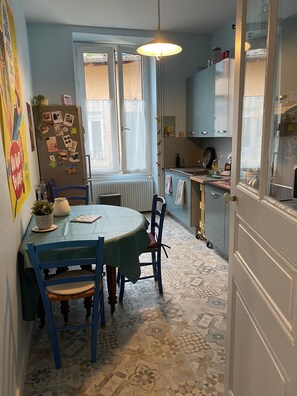 Dining - Apartment 'La Dame Du Puy - T3' with Balcony (Le Puy-en-Velay)