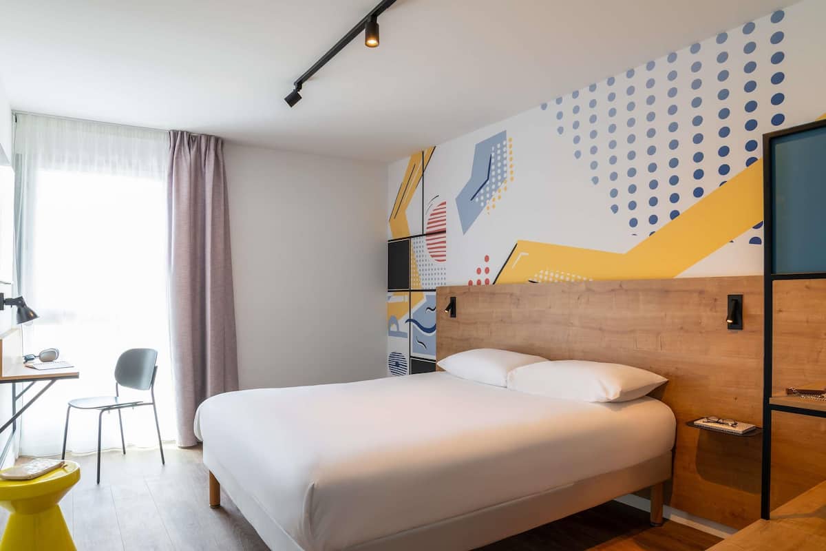 Standard Room, 1 Double Bed | WiFi (free)