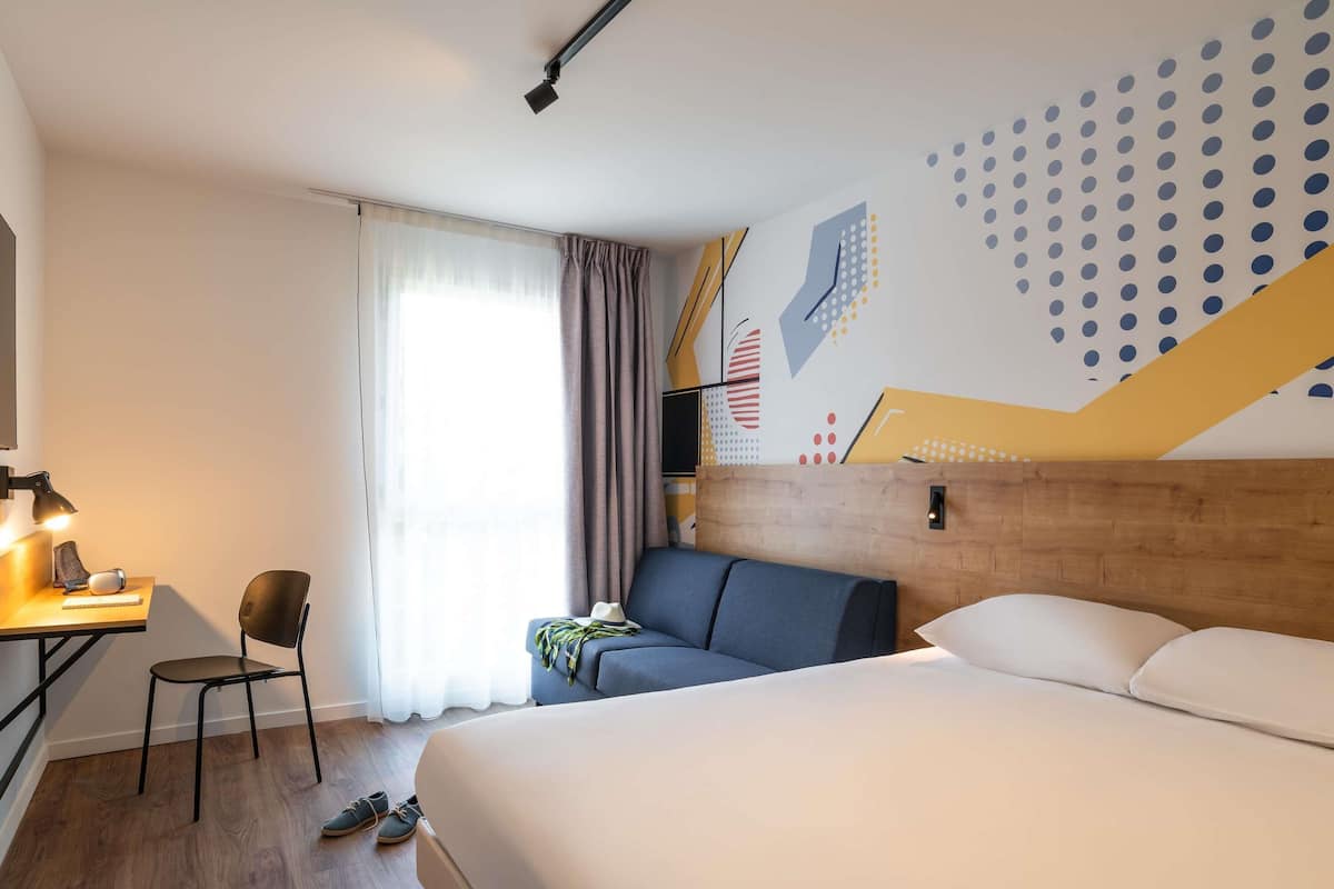 Family Room, 1 Double Bed with Sofa bed | WiFi (free)