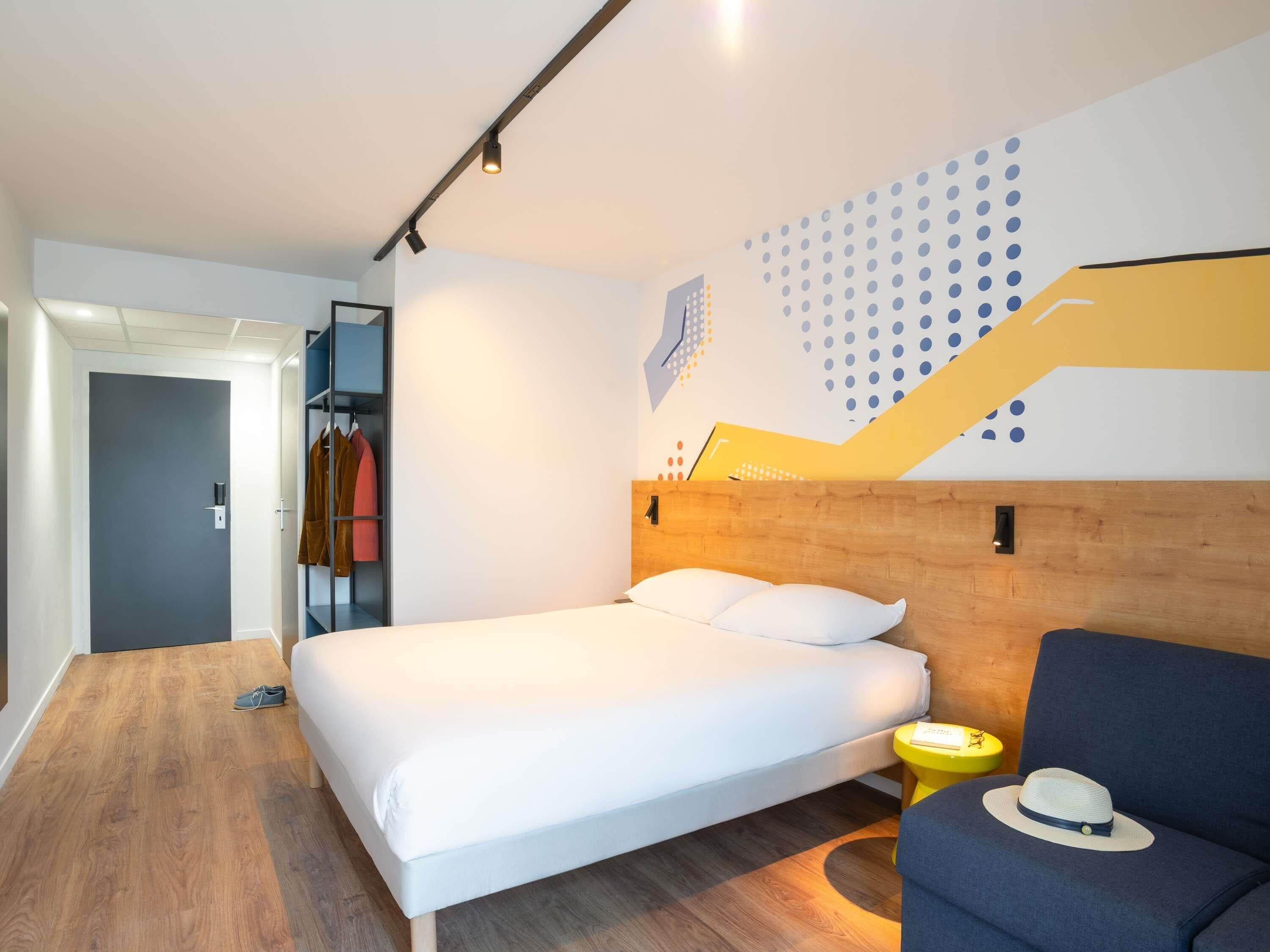 Comfort Room, 1 Double Bed with Sofa bed | Free WiFi