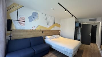 Camera familiare, 1 letto matrimoniale con divano letto | Wi-Fi gratuito