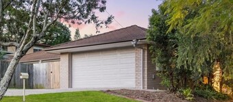 4 bedrooms with queen sized-bed each room.