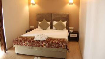 Chambre Double Standard, balcon, vue jardin