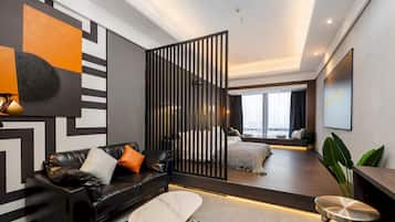 Habitación de lujo doble, vistas a la ciudad | Escritorio, espacio para trabajar con un portátil, wifi gratis