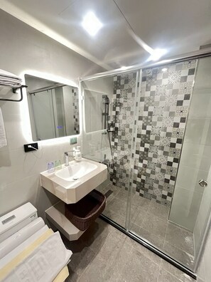 Bathroom - Tongcheng Fudelai Hotel (Tainan)