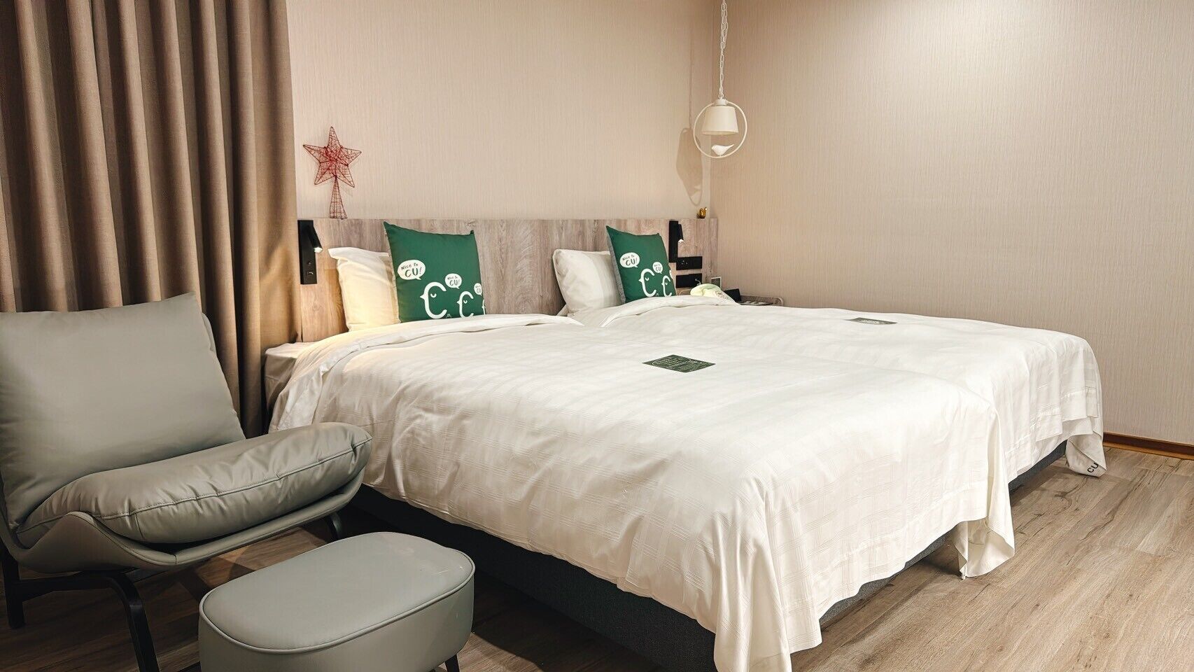 Twin Room, 2 Single Beds, Non Smoking | Down duvets, blackout curtains, free WiFi