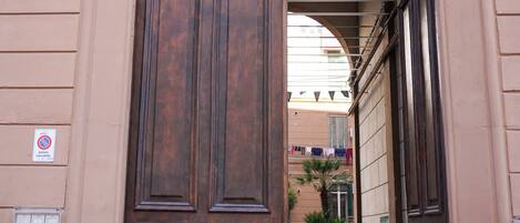 Apartment | Exterior detail