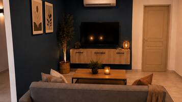 Televisie en een tafeltennistafel
