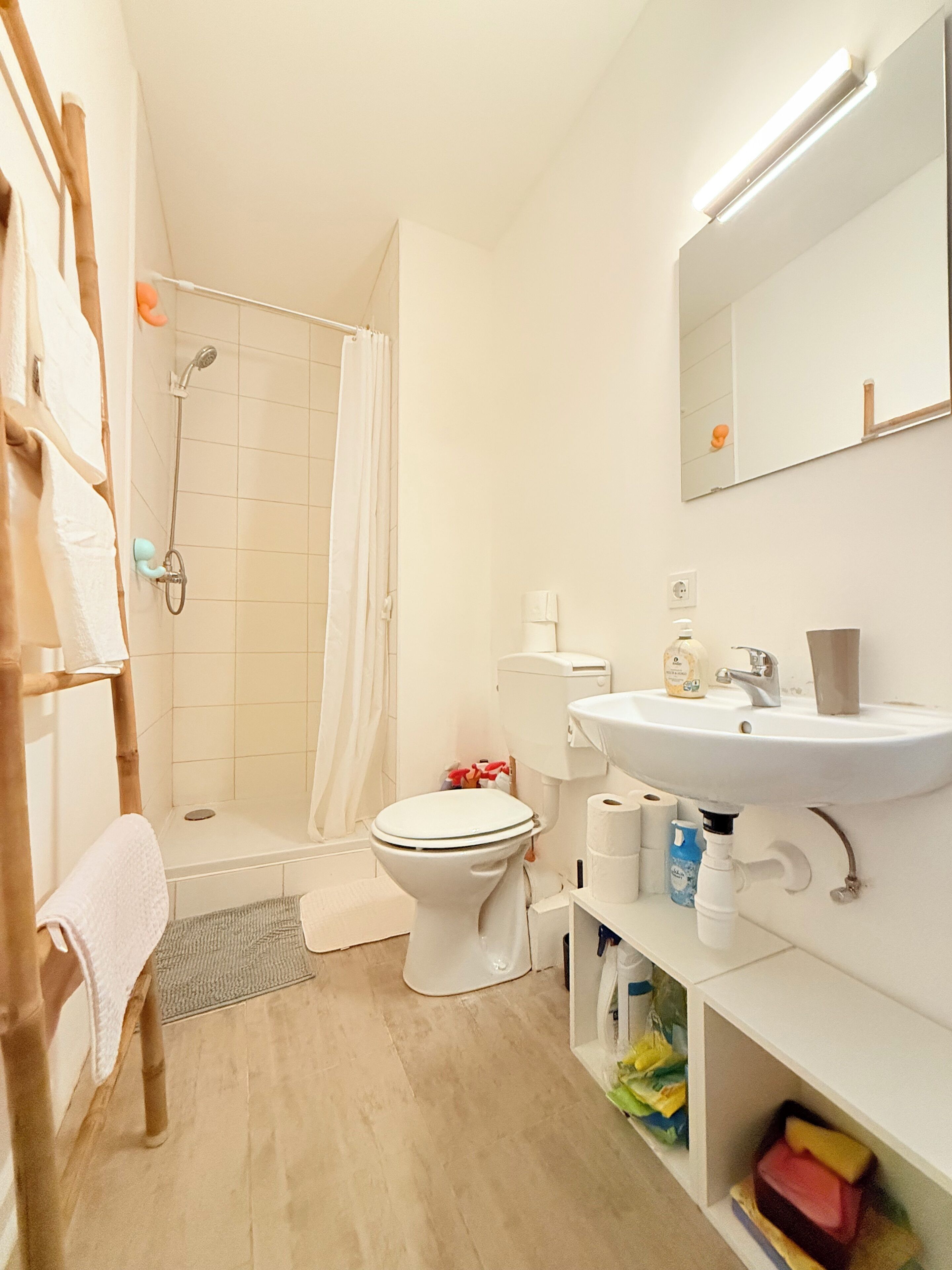 Apartment | Badezimmer