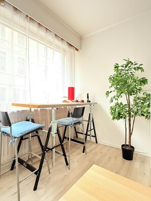 Apartment | Dining - 2 bedrooms - baby crib & furnished  (Luxembourg)