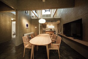 Superior Villa | In-room dining - Furugo BASE (Oita)
