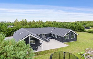 Exterior - Beautiful home in Væggerløse with sauna (Væggerløse)