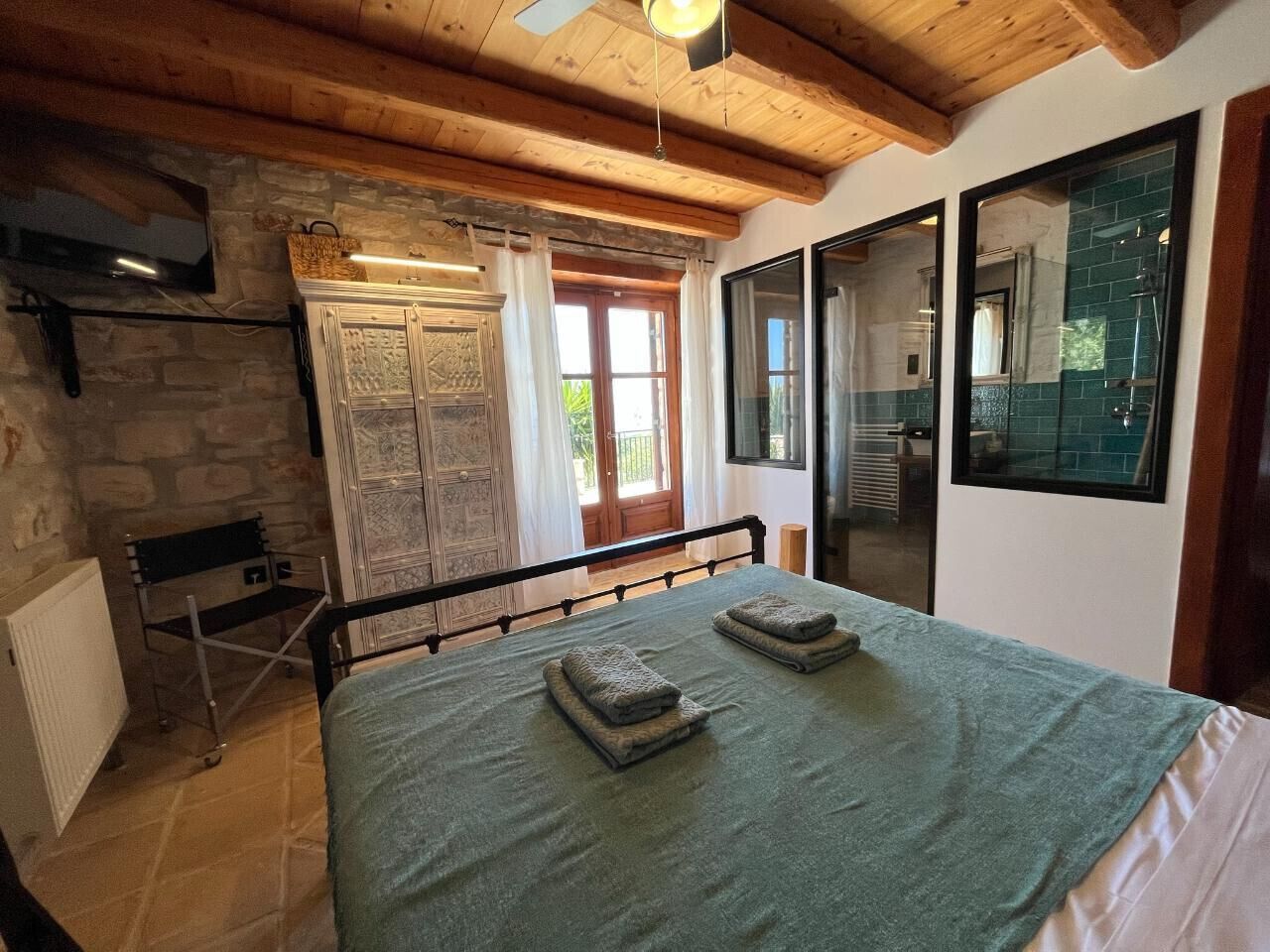3 bedrooms, WiFi