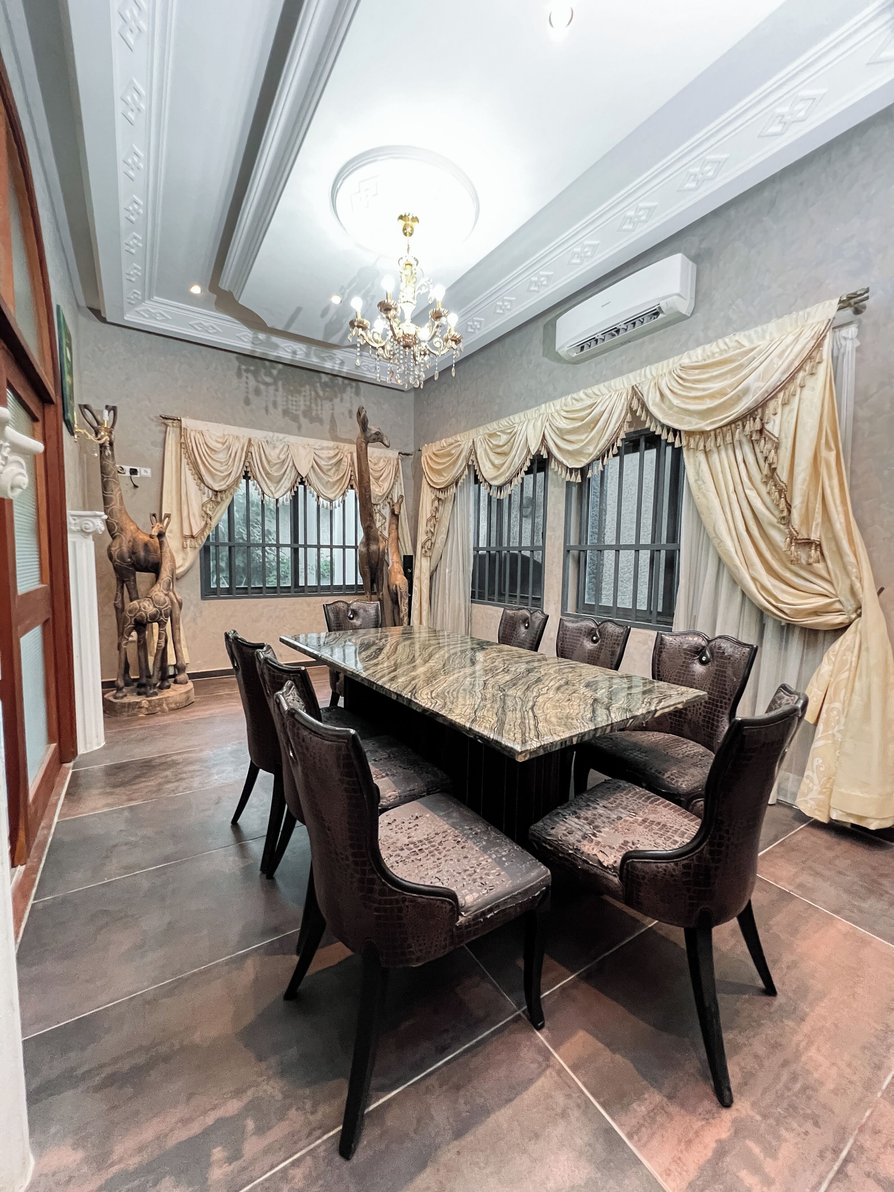 Deluxe Apartment, Balcony | Dining