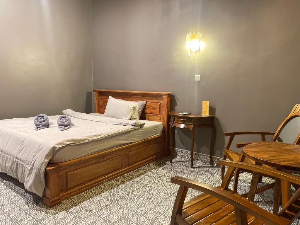 Studio, Courtyard View | Laptop workspace, free WiFi