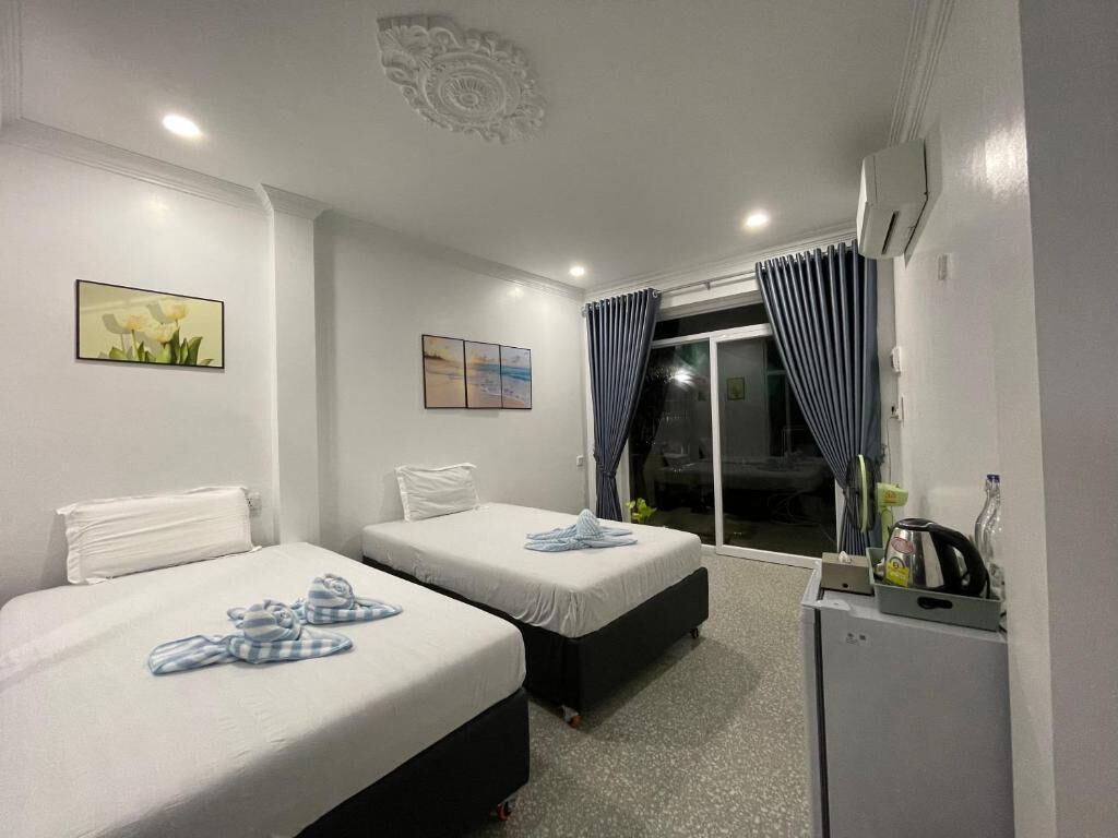 Standard Double or Twin Room, Balcony, Courtyard View | Laptop workspace, free WiFi