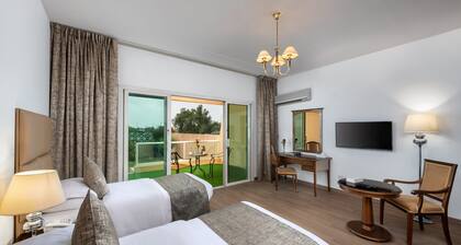 Airport Hotel