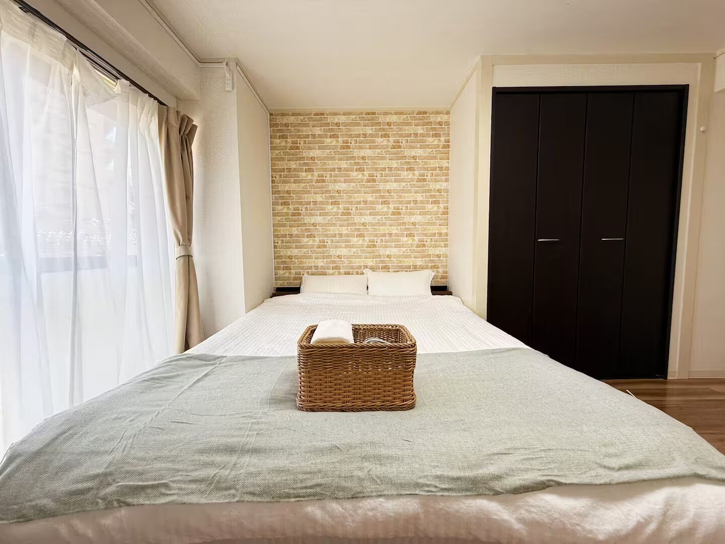 Comfort Double Room, Balcony, City View | Desk, laptop workspace, blackout drapes, soundproofing
