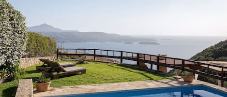 Villa Deluxe, piscina privata | Piscina privata