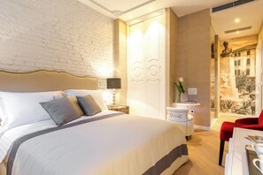 1 bedroom, iron/ironing board, travel crib, free WiFi - 103 luxury room in the heart of Split with roof terrace (Split)