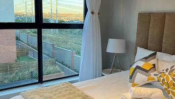 Apartment, 2 Bedrooms, Patio | 2 bedrooms