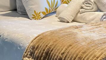 Apartment, 2 Bedrooms, Patio | 2 bedrooms
