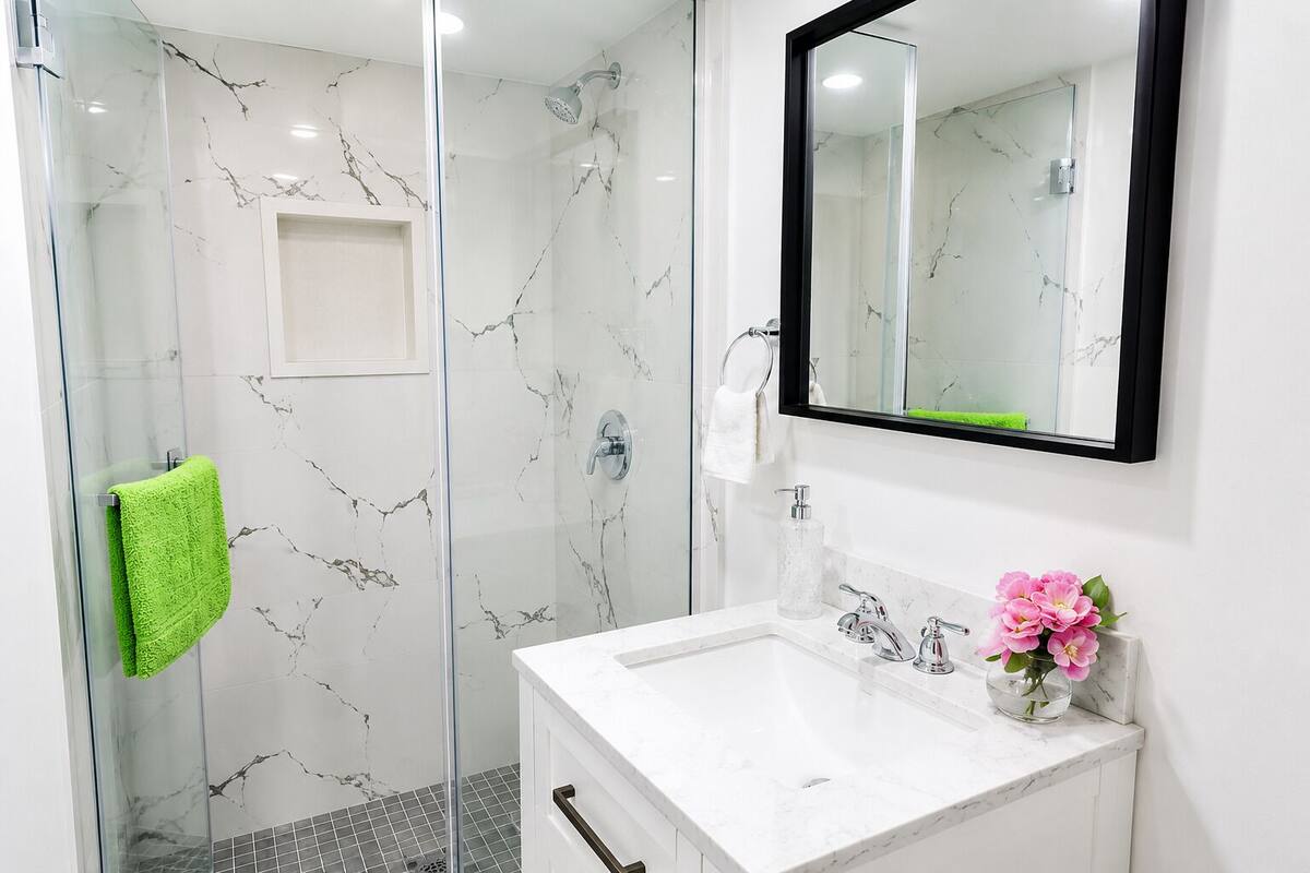Classic Double Room | Bathroom