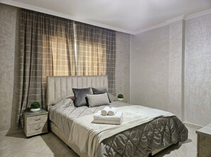 2 bedrooms, iron/ironing board, free WiFi, bed sheets - Les Arrènes · Spacious 2-Bedroom Apartment · Tangier Centre (Tanger)