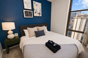 2 chambres, fer et planche à repasser, lit parapluie, Wi-Fi gratuit