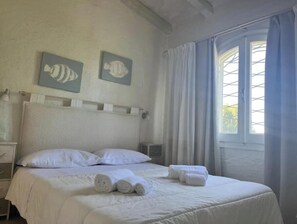 4 habitaciones, tabla de planchar con plancha y wifi gratis 